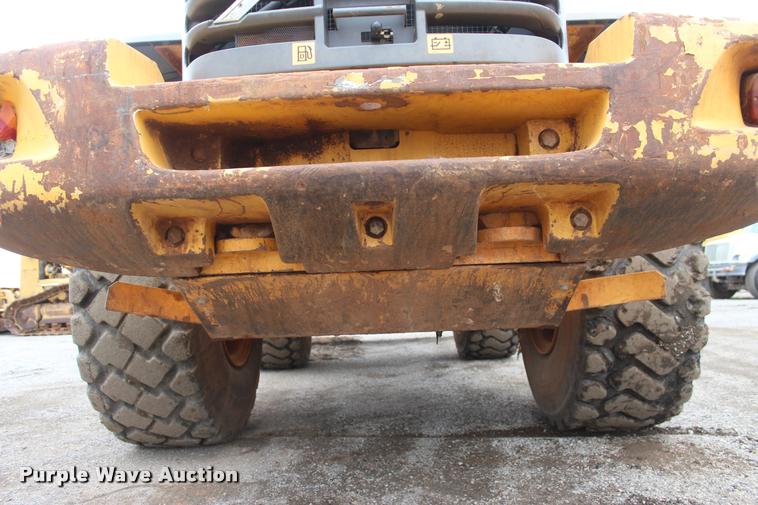 image for item L4852 2006 Volvo L70E wheel loader