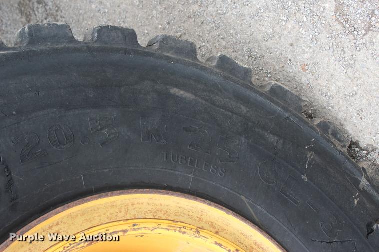 image for item L4852 2006 Volvo L70E wheel loader