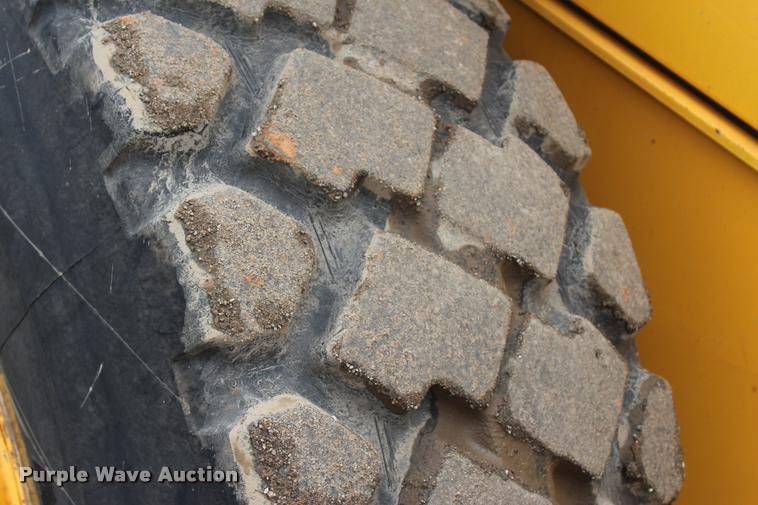 image for item L4852 2006 Volvo L70E wheel loader