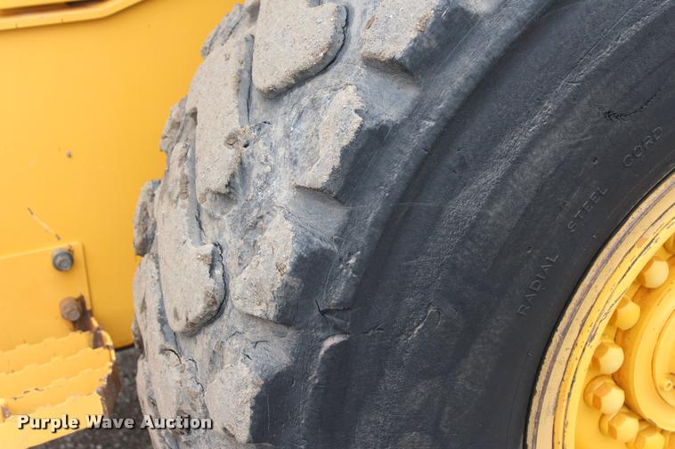 image for item L4852 2006 Volvo L70E wheel loader