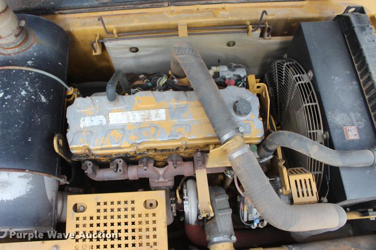 image for item L4854 2002 Caterpillar 330C L excavator