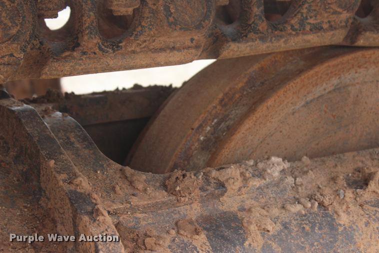 image for item L4854 2002 Caterpillar 330C L excavator