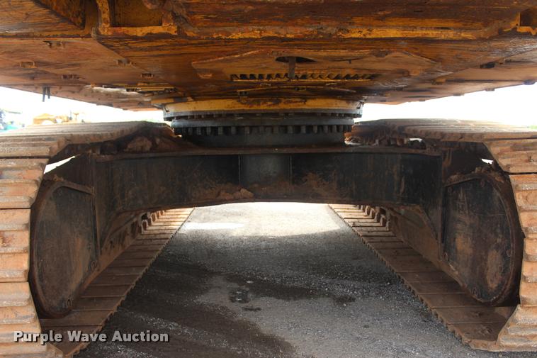 image for item L4854 2002 Caterpillar 330C L excavator