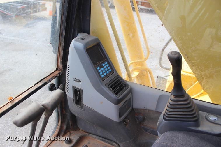 image for item L4855 2003 Komatsu PC160LC-7 excavator