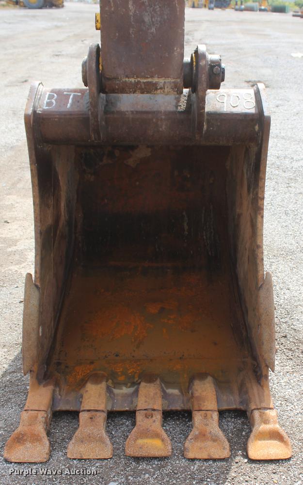 image for item L4855 2003 Komatsu PC160LC-7 excavator