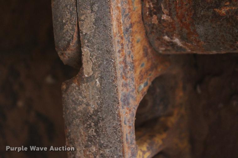 image for item L4856 1998 Caterpillar D6M dozer