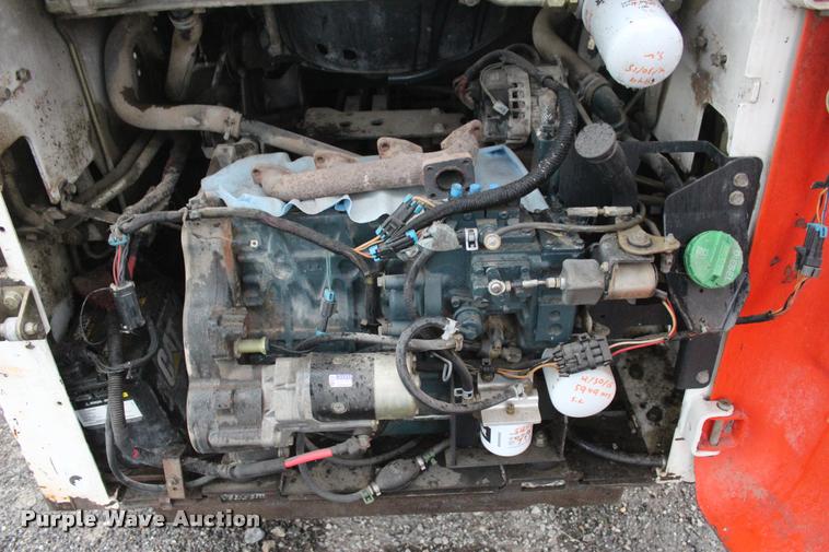 image for item L4875 2002 Bobcat 773 skid steer