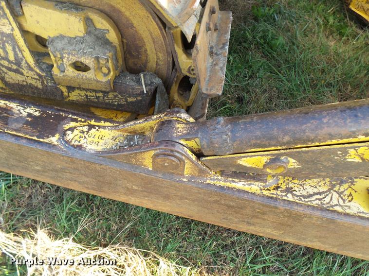 image for item L7133 1997 Komatsu D65EX 12 dozer