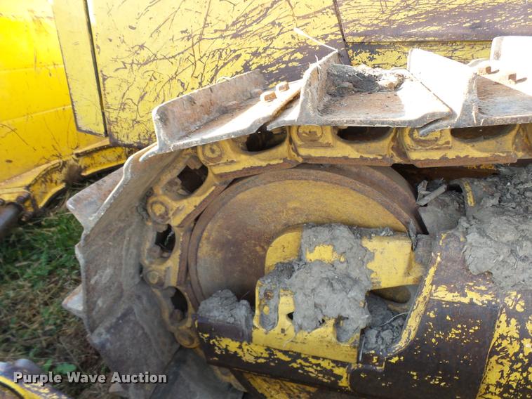 image for item L7133 1997 Komatsu D65EX 12 dozer