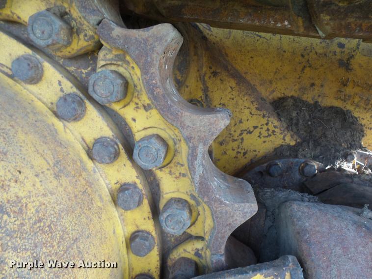 image for item L7133 1997 Komatsu D65EX 12 dozer