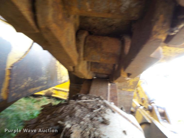 image for item L7133 1997 Komatsu D65EX 12 dozer