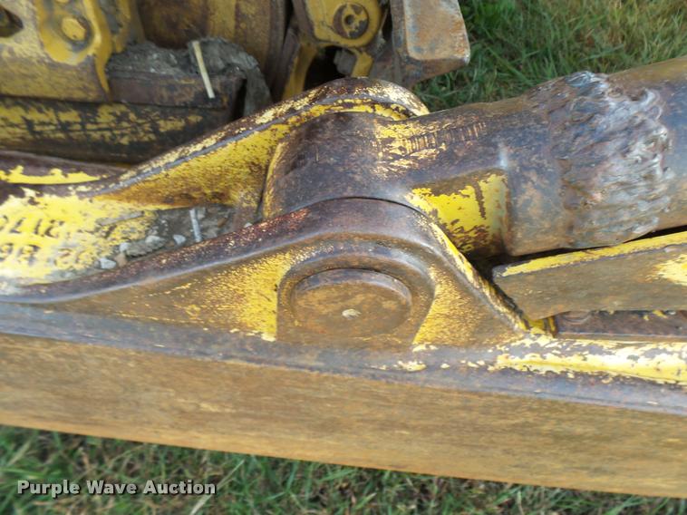 image for item L7133 1997 Komatsu D65EX 12 dozer