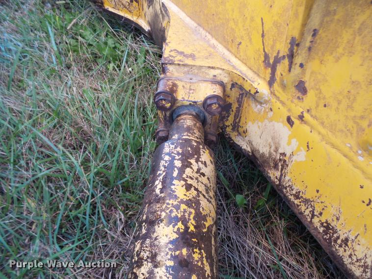 image for item L7133 1997 Komatsu D65EX 12 dozer