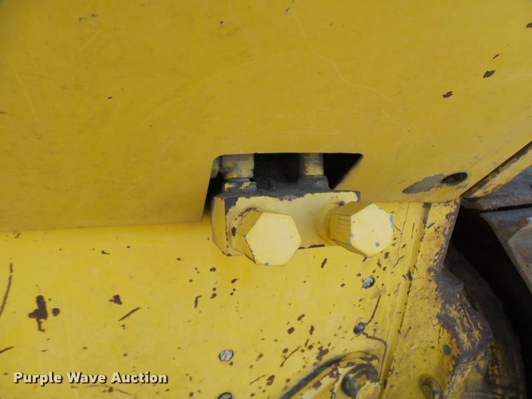 image for item L7133 1997 Komatsu D65EX 12 dozer