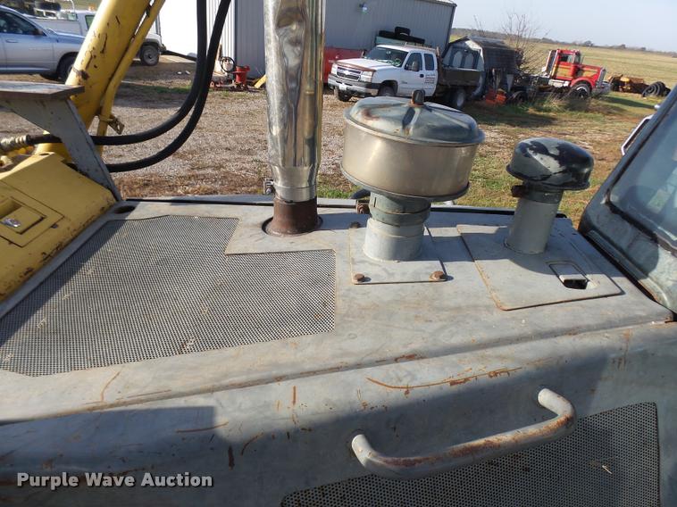 image for item L7133 1997 Komatsu D65EX 12 dozer