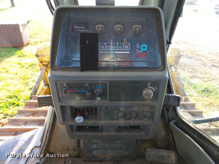 image for item L7133 1997 Komatsu D65EX 12 dozer