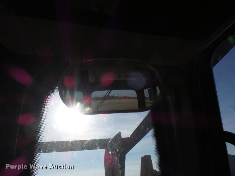 image for item L7133 1997 Komatsu D65EX 12 dozer