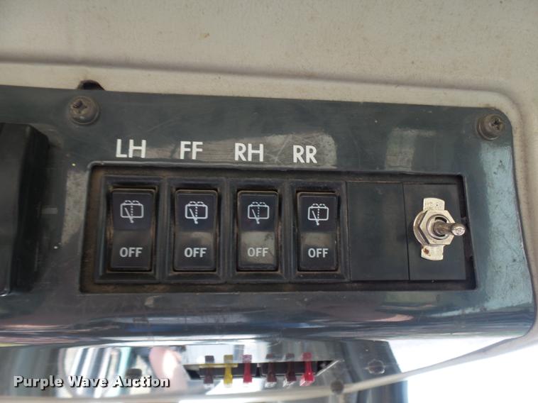 image for item L7133 1997 Komatsu D65EX 12 dozer