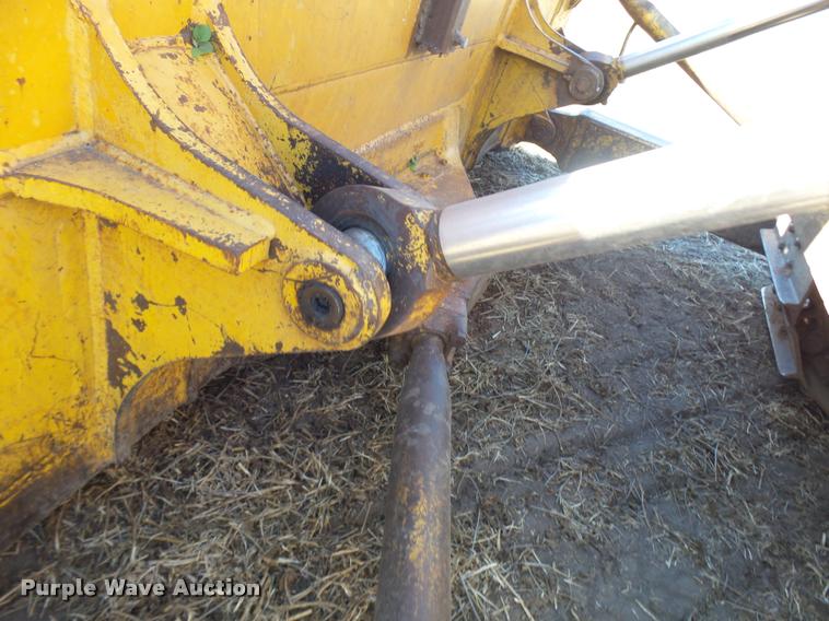 image for item L7164 1991 Komatsu D68E-1 dozer