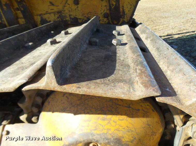 image for item L7164 1991 Komatsu D68E-1 dozer