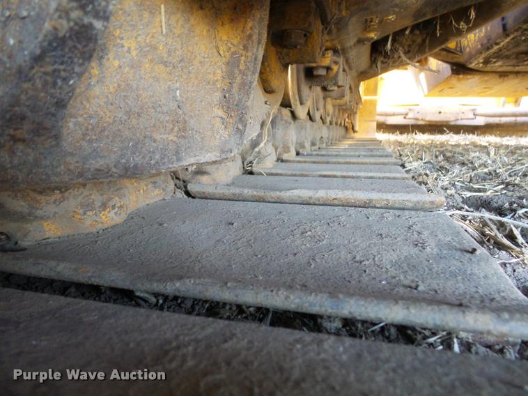 image for item L7164 1991 Komatsu D68E-1 dozer