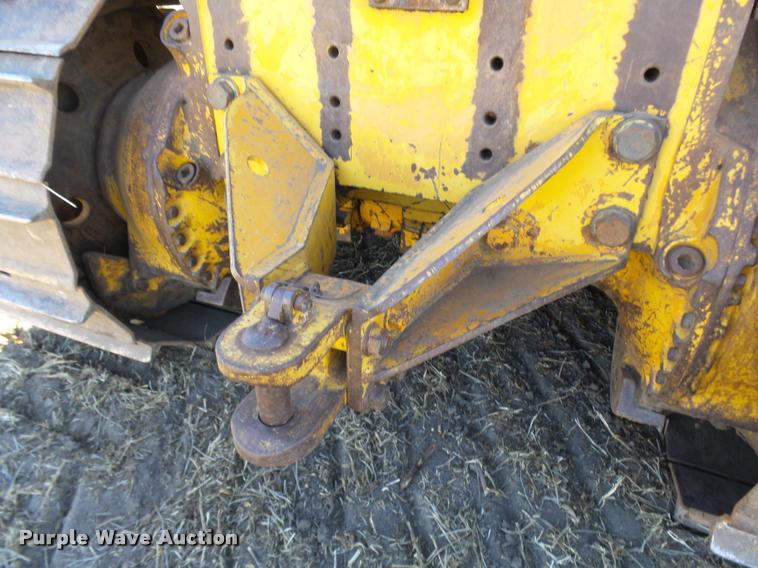 image for item L7164 1991 Komatsu D68E-1 dozer