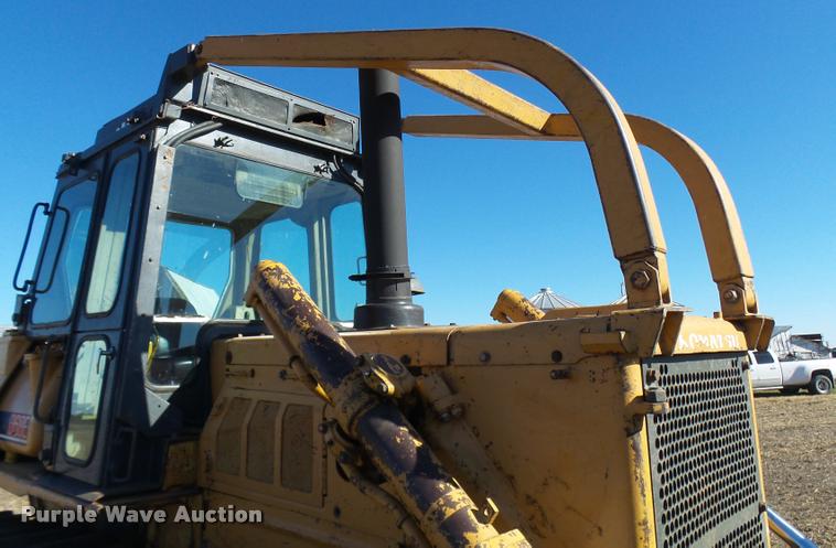 image for item L7164 1991 Komatsu D68E-1 dozer