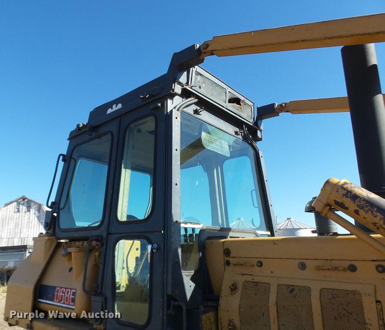 image for item L7164 1991 Komatsu D68E-1 dozer