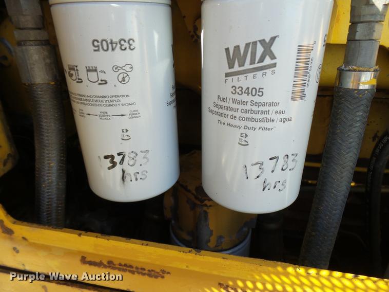 image for item L7164 1991 Komatsu D68E-1 dozer