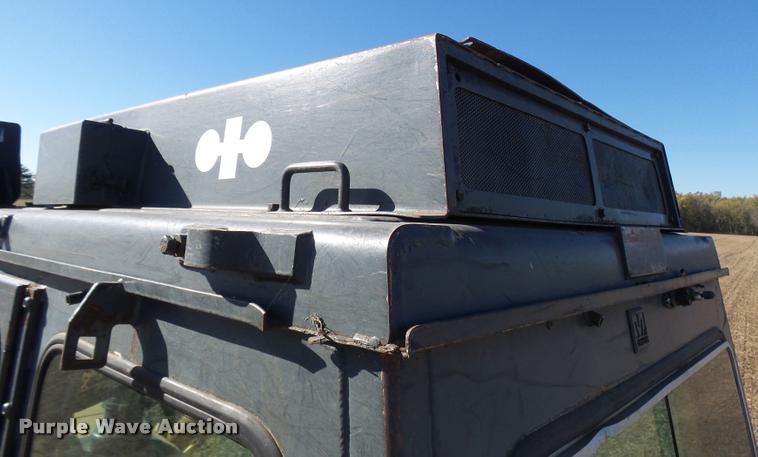 image for item L7164 1991 Komatsu D68E-1 dozer