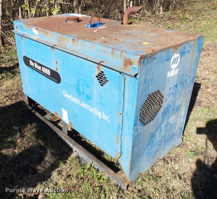 image for item L7165 Miller Big Blue 400D welder/generator