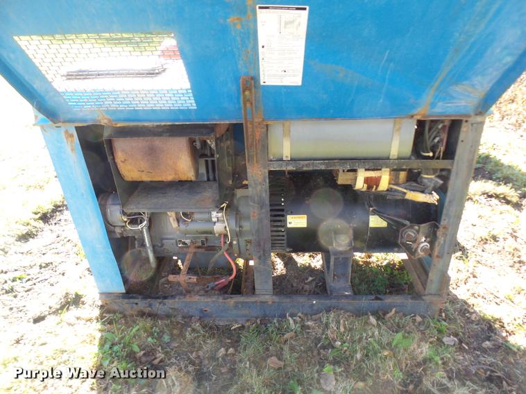 image for item L7165 Miller Big Blue 400D welder/generator