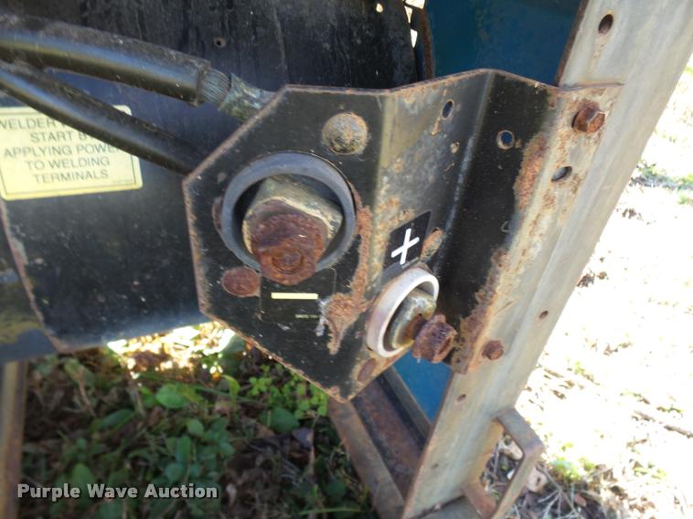 image for item L7165 Miller Big Blue 400D welder/generator