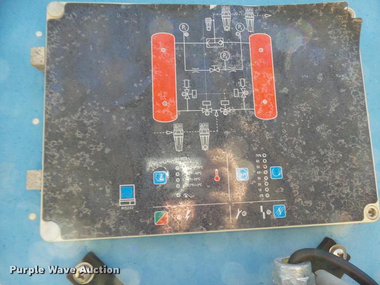 image for item L7166 Hankison Devair compressor/dryer system