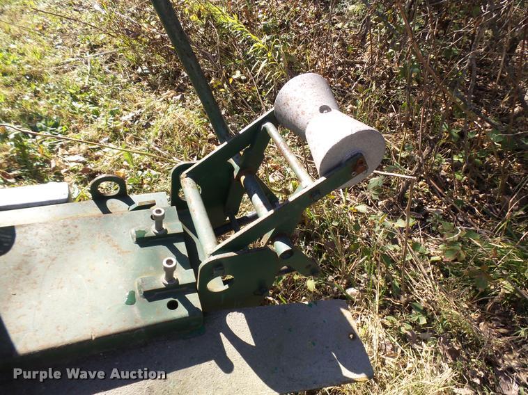 image for item L7175 Mcelroy TracStar 28 fusion machine