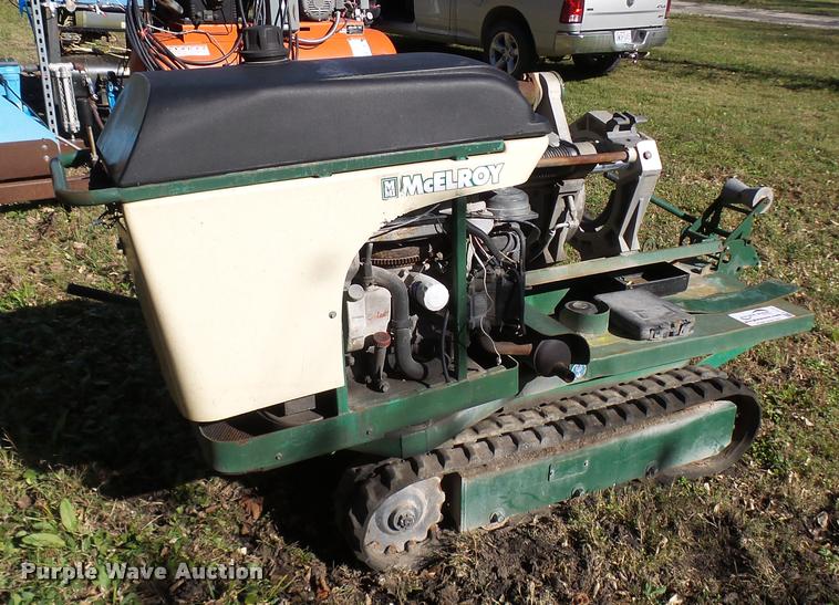 image for item L7177 Mcelroy TracStar 412 fusion machine