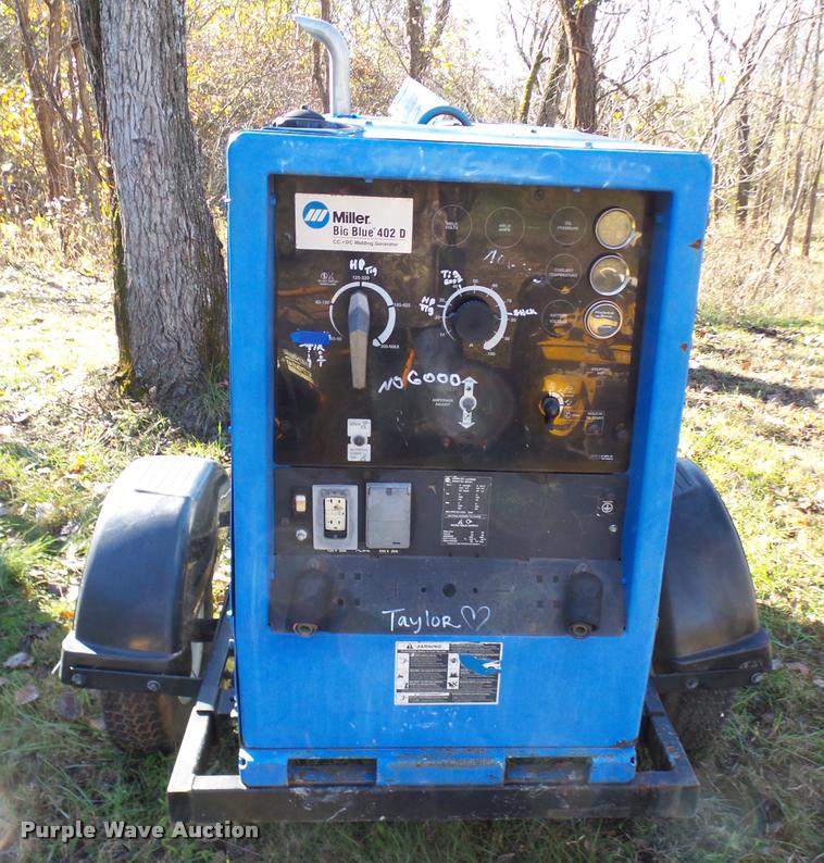 image for item L7181 Miller Big Blue 402D welder/generator