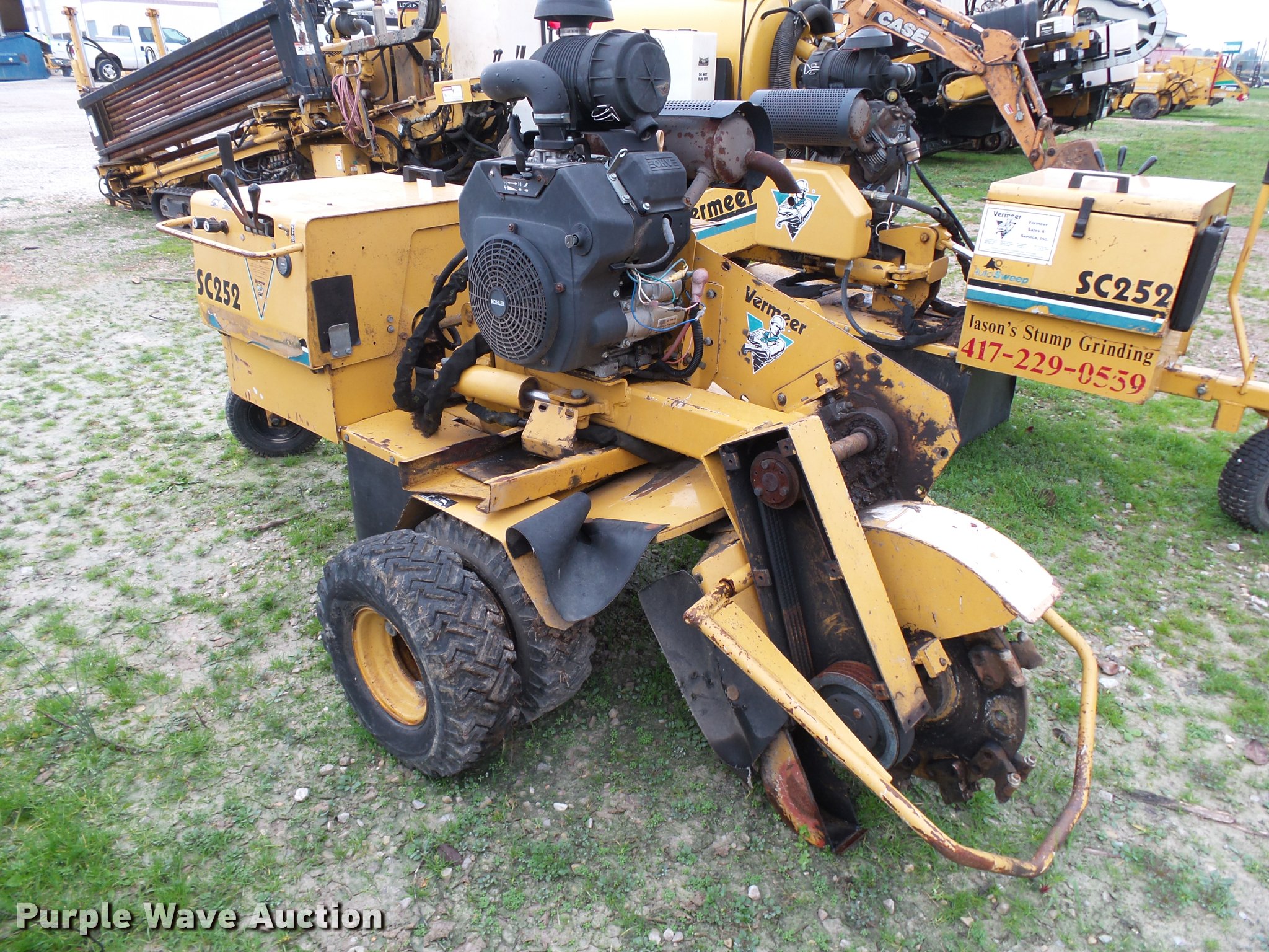 Vermeer SC252 stump grinder in Brookline, MO Item BM9626 sold