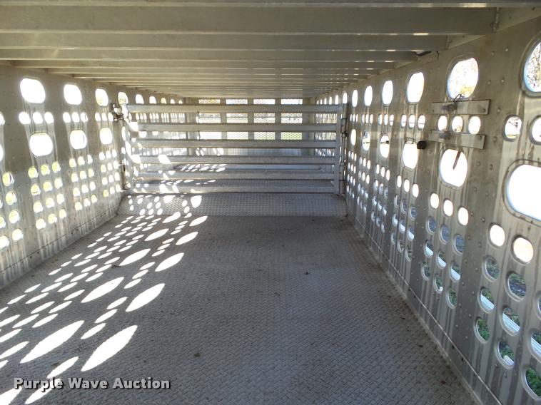 image for item BZ9932 2007 Eby livestock trailer