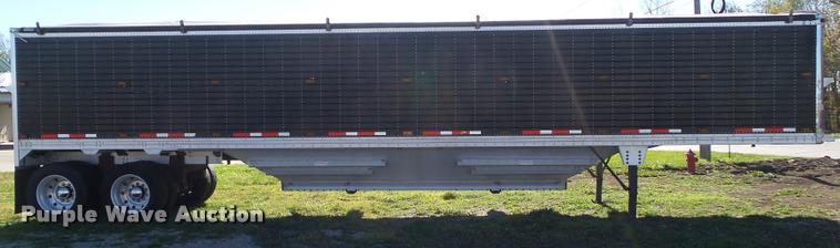 image for item BZ9933 2001 Timpte double hopper grain trailer