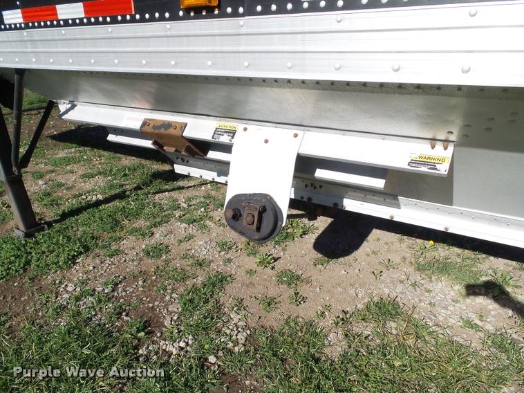 image for item BZ9933 2001 Timpte double hopper grain trailer