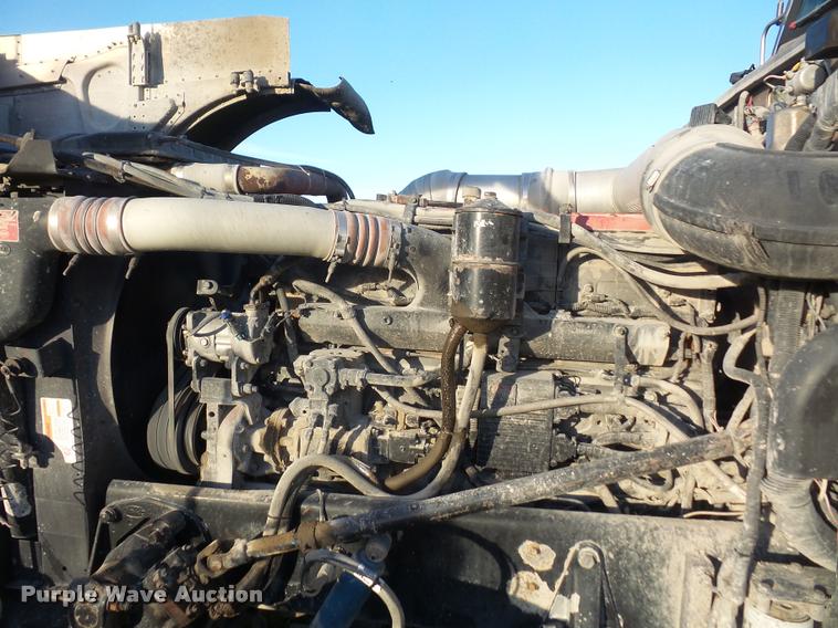 image for item DA3887 1998 Peterbilt 379 semi truck