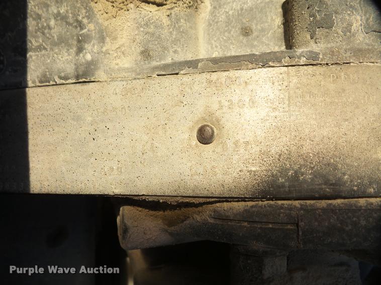 image for item DA3887 1998 Peterbilt 379 semi truck