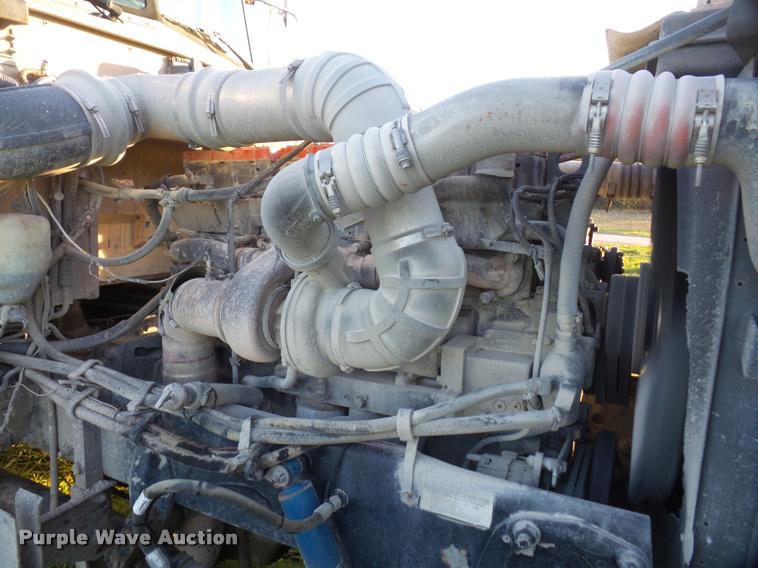 image for item DA3887 1998 Peterbilt 379 semi truck