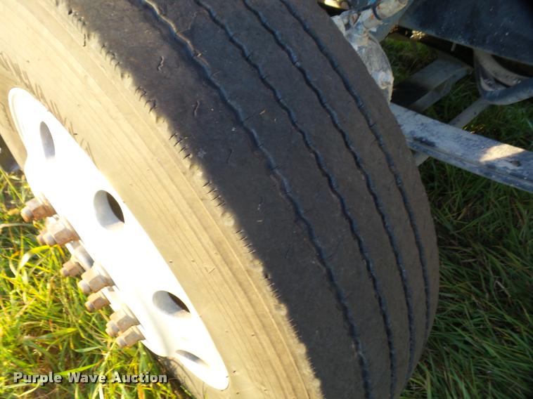 image for item DA3887 1998 Peterbilt 379 semi truck