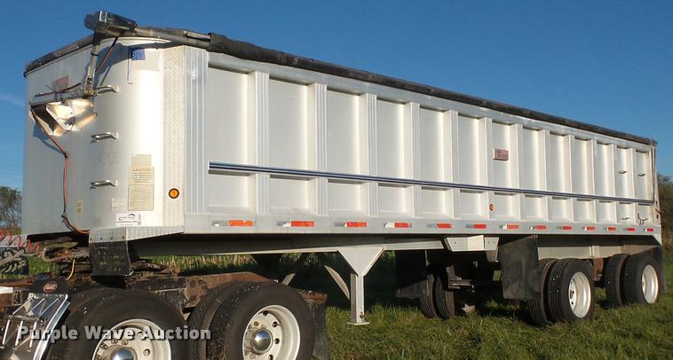 image for item DA3888 1999 Travis T102 end dump trailer