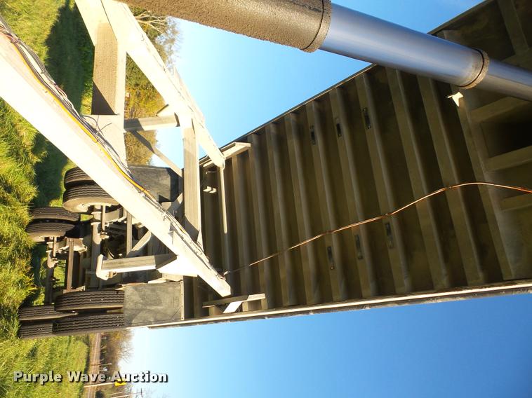 image for item DA3888 1999 Travis T102 end dump trailer