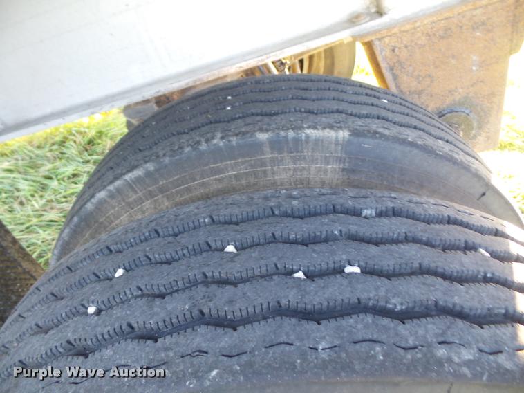 image for item DA3888 1999 Travis T102 end dump trailer