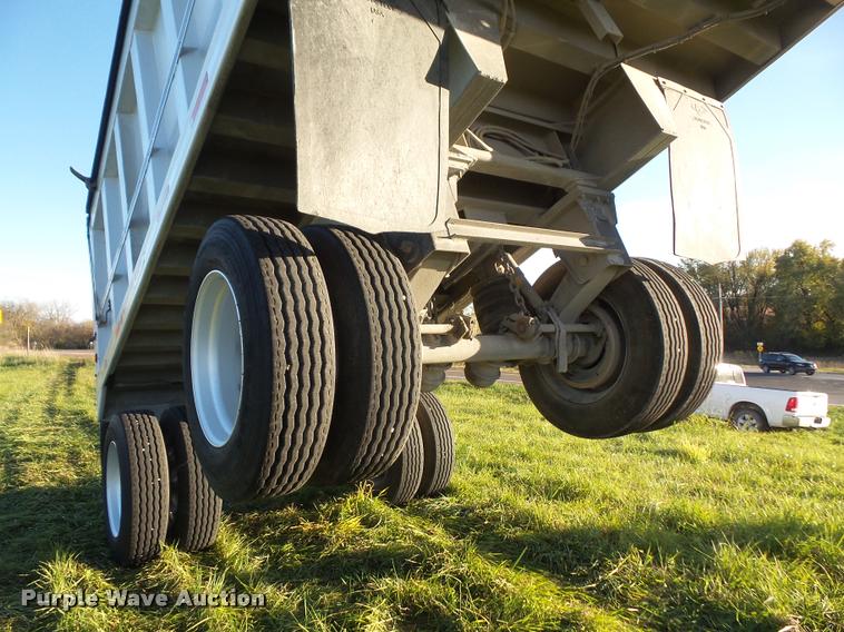 image for item DA3888 1999 Travis T102 end dump trailer