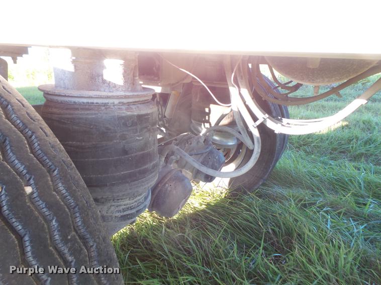 image for item DA3888 1999 Travis T102 end dump trailer